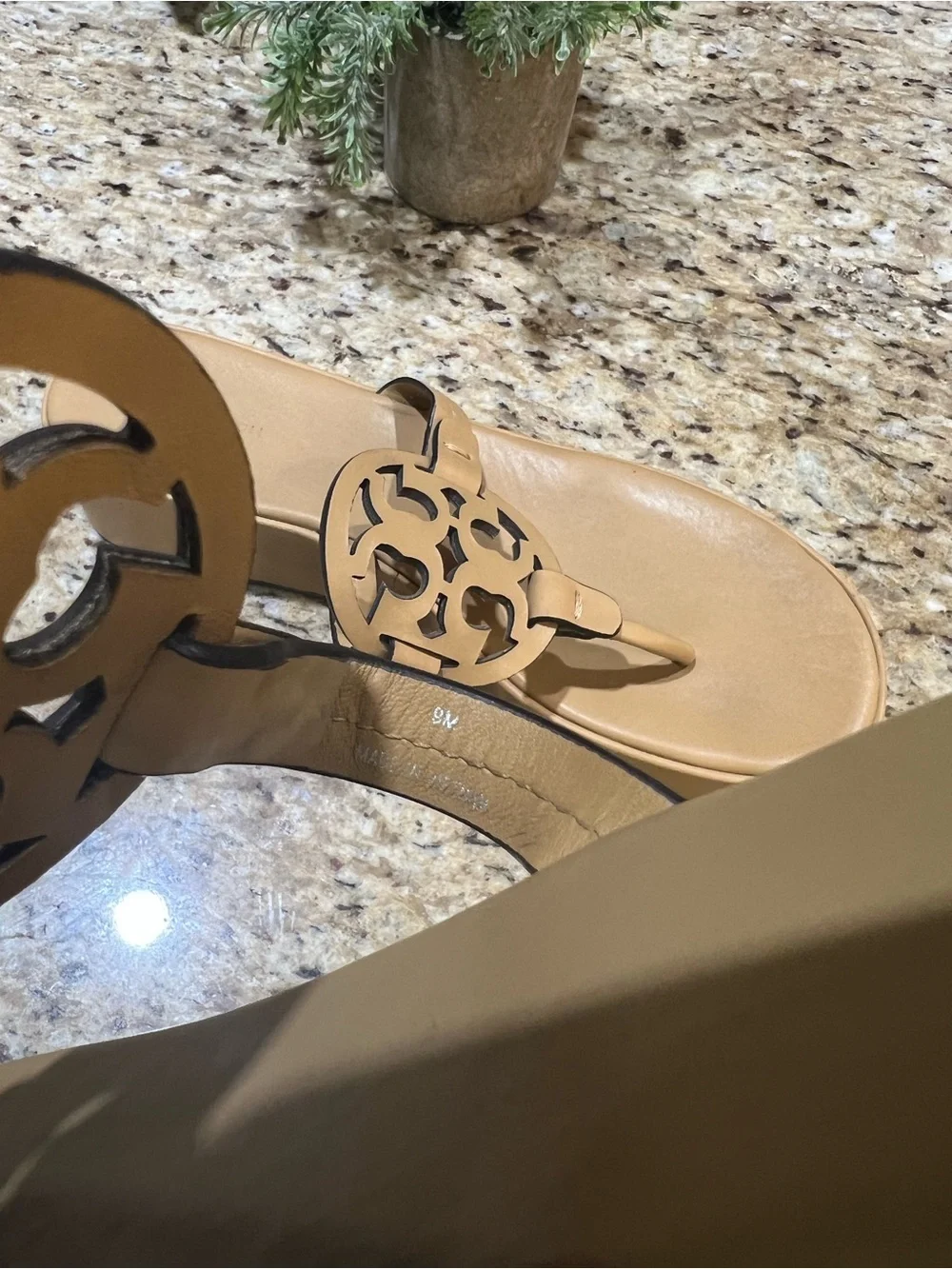 Tory Burch Miller Wedge Tan Leather Cutout Thong Sandals 9M